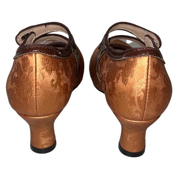 Vintage Bronze Heels with Cutout Design, Double Mary Jane Straps - Picture 5 of 8